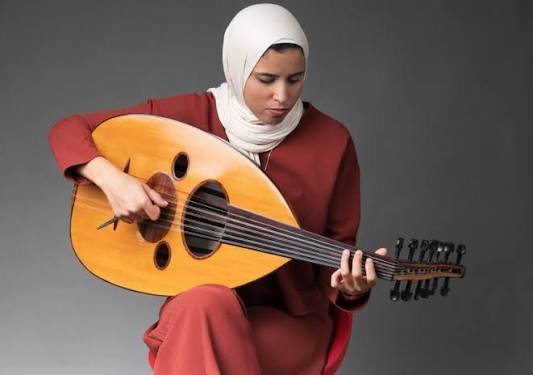 جلسة عود حية